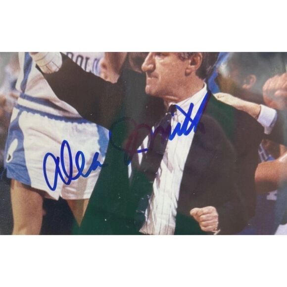 Dean Smith Signed Photo Professionally Framed UNC Tar Hills JSA COA - Picture 2 of 6